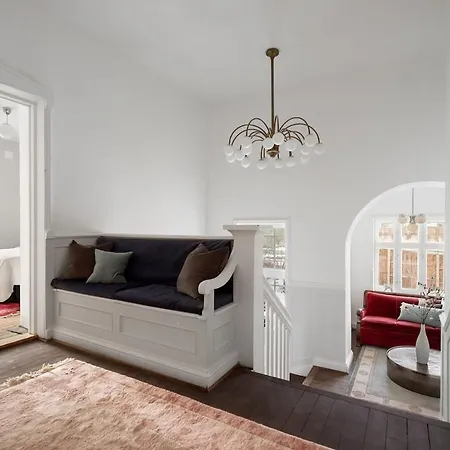 Small Castle From 1915 빌라 Kalvoya